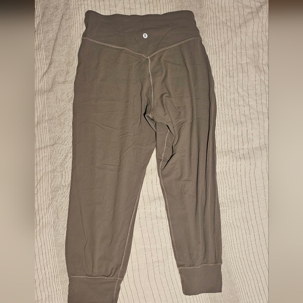 Lululemon Align Jogger Crop Violet Size 6